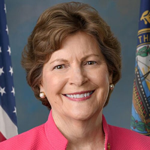 Jeanne Shaheen headshot