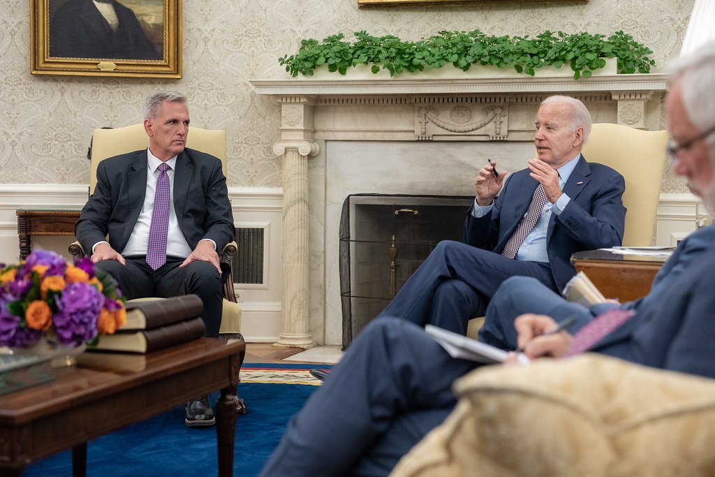 Biden McCarthy Oval Office.jpg