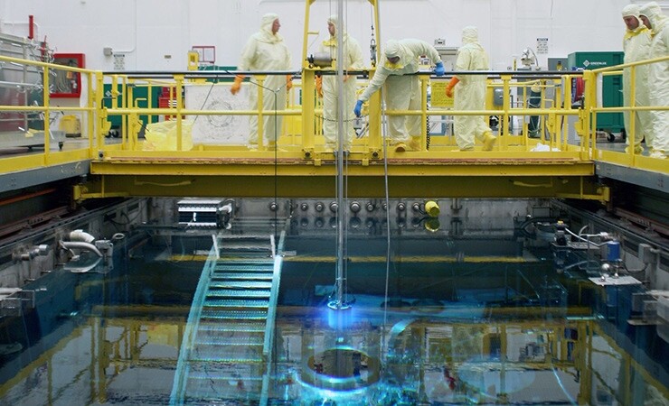 Oak Ridge National Lab’s High Flux Isotope Reactor during one of its frequent refueling operations. 