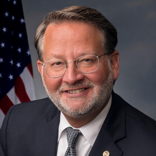 Gary_Peters_official_photo_115th_congress.jpg