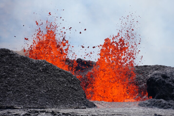 kilauea-erupting-vent-2023.png