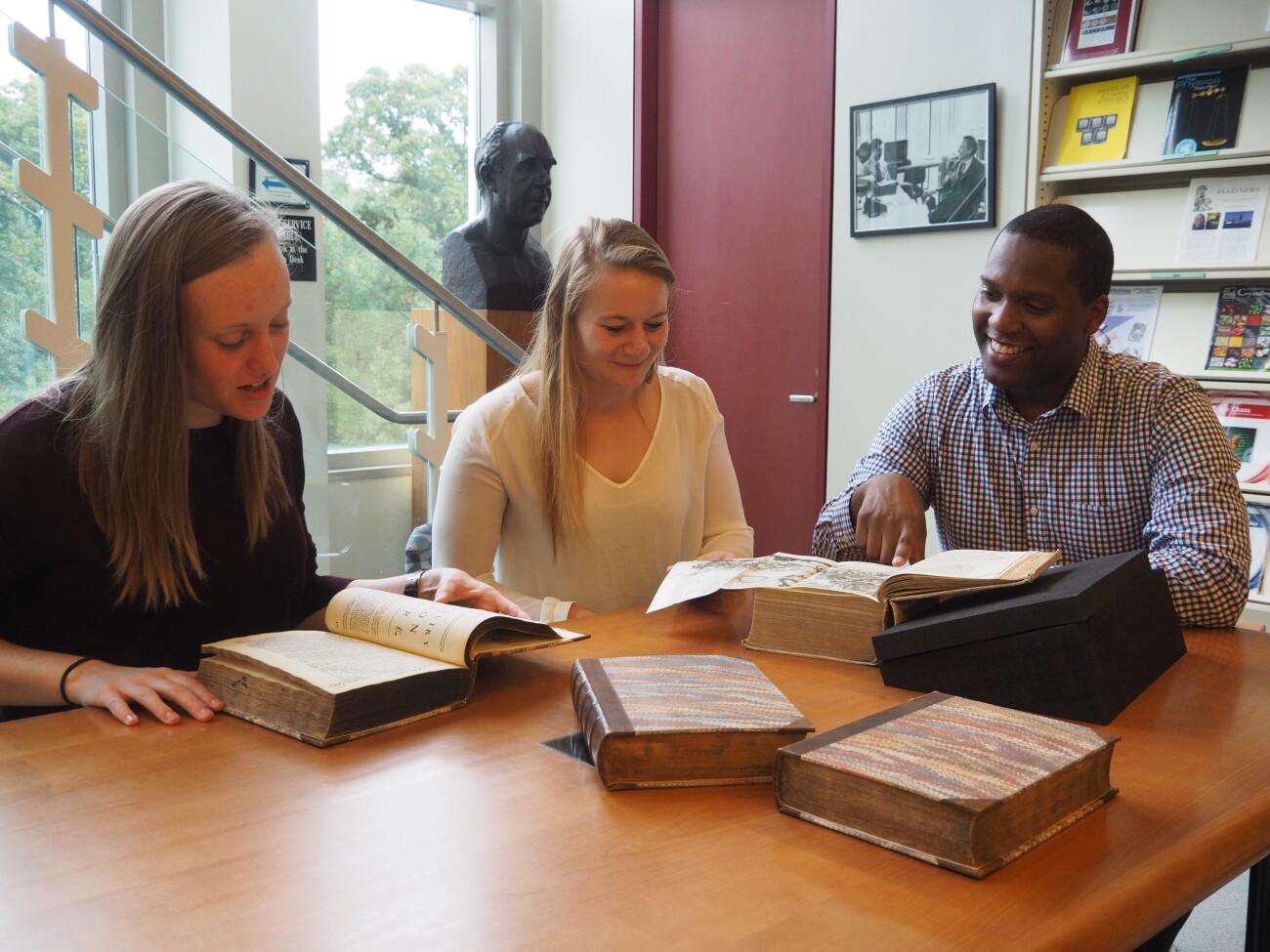 Using rare books at NBLA