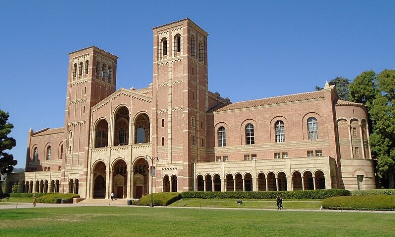 2019_UCLA_Royce_Hall_2.jpg